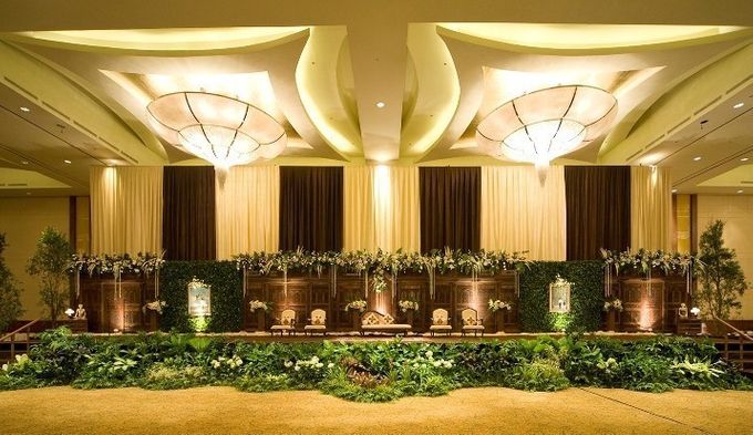 The Grandeur of The Ritz Carlton Ballroom by The Ritz-Carlton Jakarta